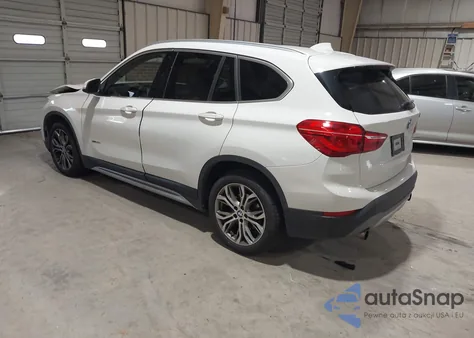 2017 BMW X1 xDrive28I из США, поврежденный, VIN WBXHT3Z34H4A65727